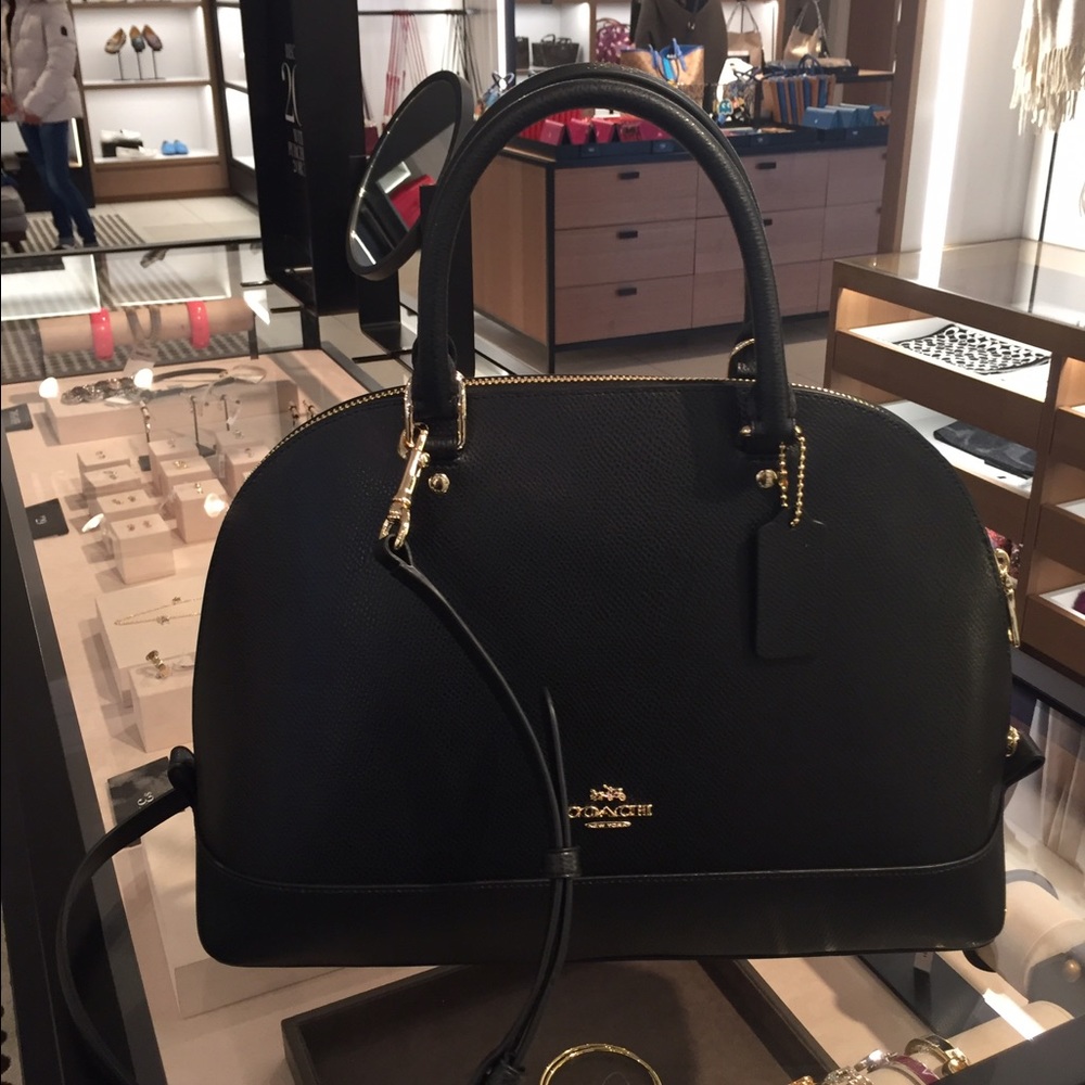 COACH SIERRA SATCHEL IN CROSSGRAIN LEATHER BLACK